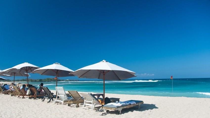 13 Pantai Cantik di Madura, Bali Sih Lewat!