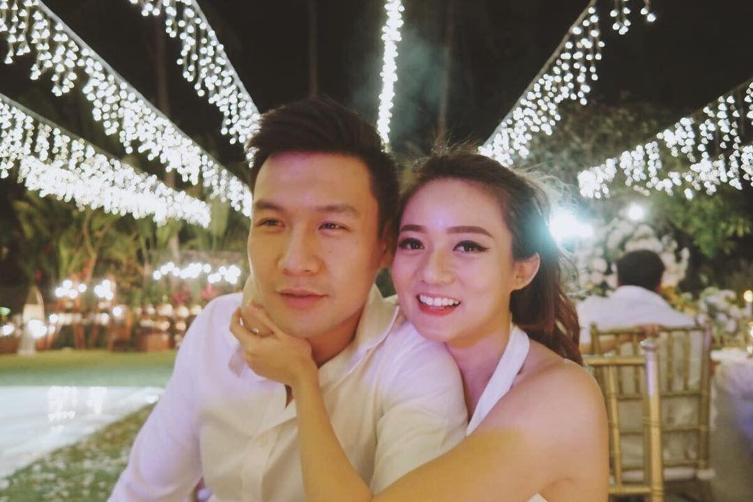 Makin Lengket, Ini Potret Mesra Fendy Chow & Stella Pasca Nikah