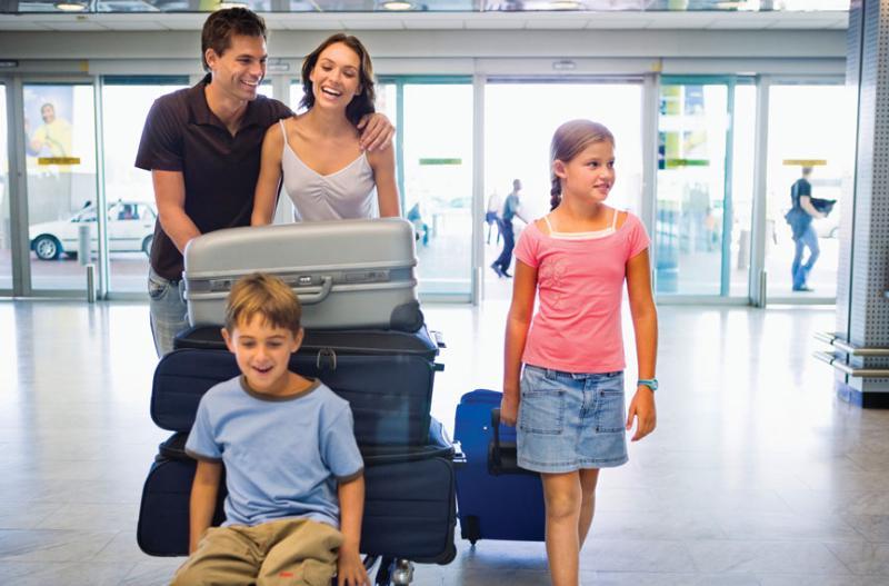 Liburan Bareng Anak? 9 Tips Ini Bantu Perjalananmu Jadi Nyaman!