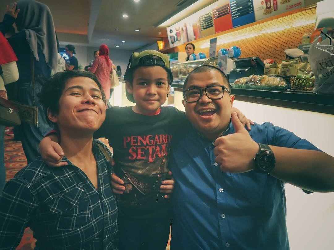 www.instagram.com/adhiyat7