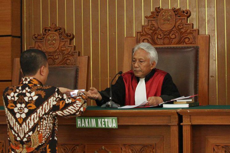 Kisah KPK dan Praperadilan di Indonesia
