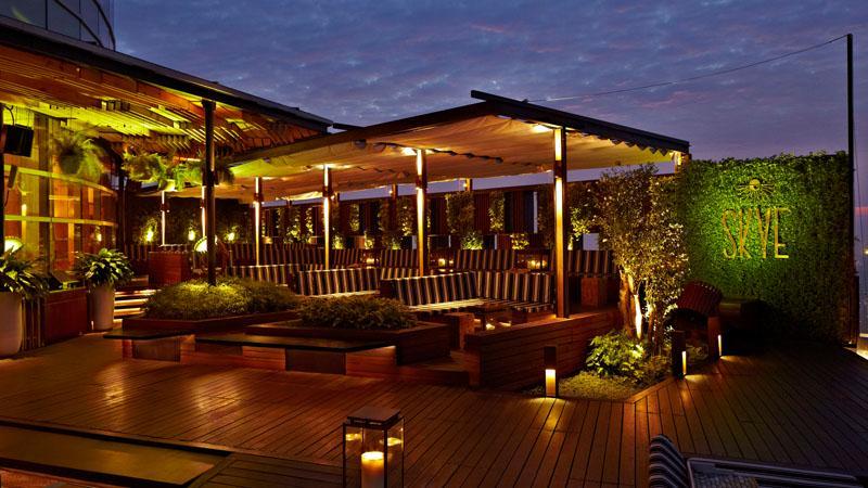 Wow, 6 Restoran Outdoor Super Keren Ini Ada di Jakarta!