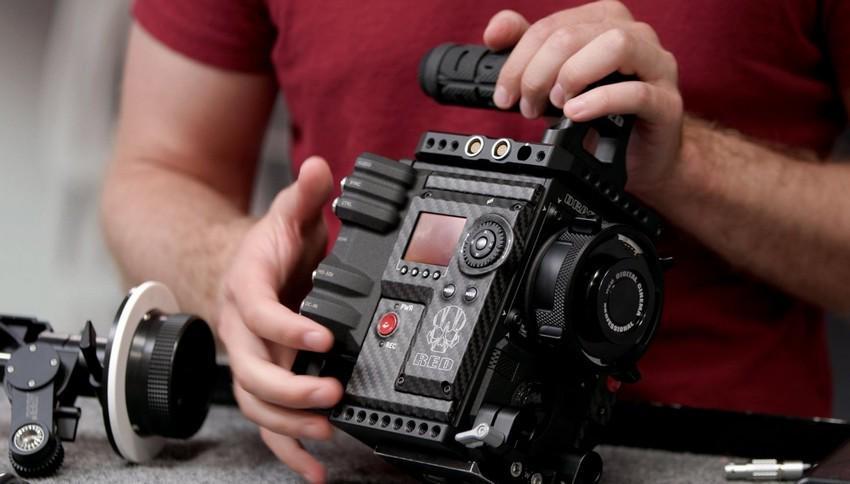 Uji Kualitas Video LG V30 vs. 8K RED Weapon, Siapa Juaranya?