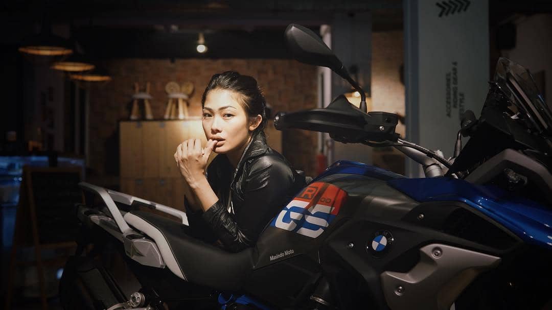 10 Potret Nabila Putri, Si Cantik Penggila Motor yang Bikin Hati Luluh