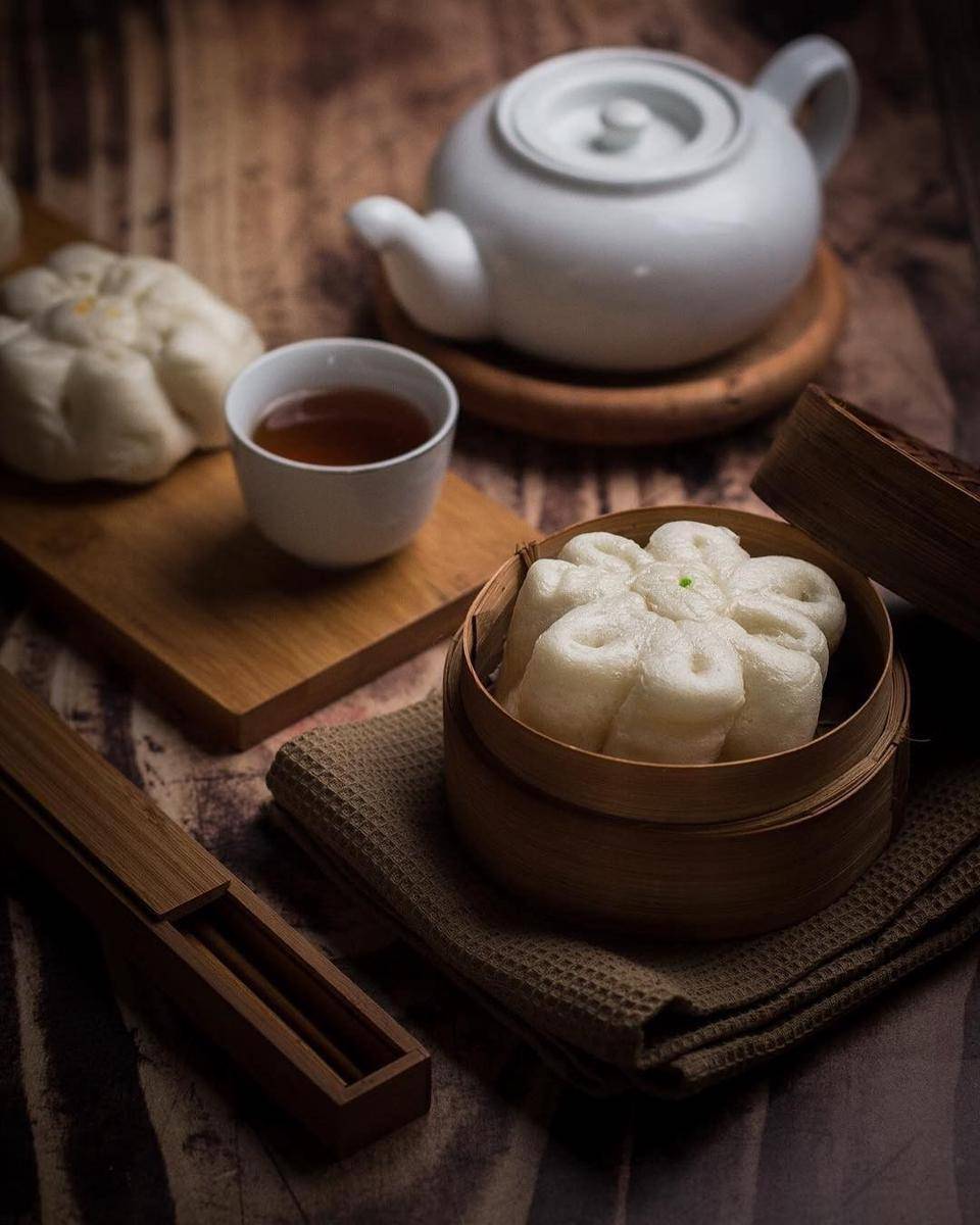 www.instagram.com/thefoodxplorer