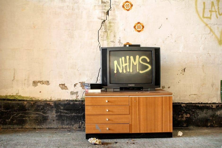 Tak Punya TV? 5 Website Ini Bisa Menayangkan Siaran Lho