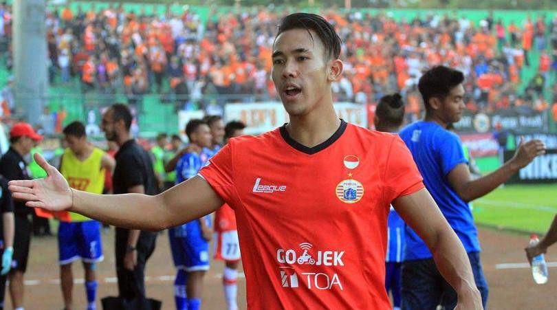 5 Atlet Sepakbola Asal Indonesia yang Memiliki Postur Tubuh Tinggi