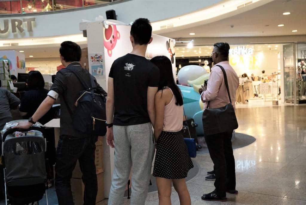 8 Tipe Orang Pacaran yang Sering Kamu Lihat di Mal