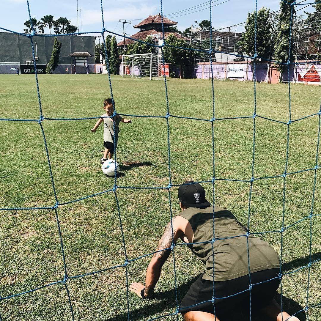 instagram.com/jenniferbachdim