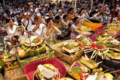 www.inputbali.com