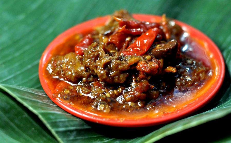 Berburu Kuliner Tengah Malam di Jogja? Mampir ke 6 Tempat Ini!