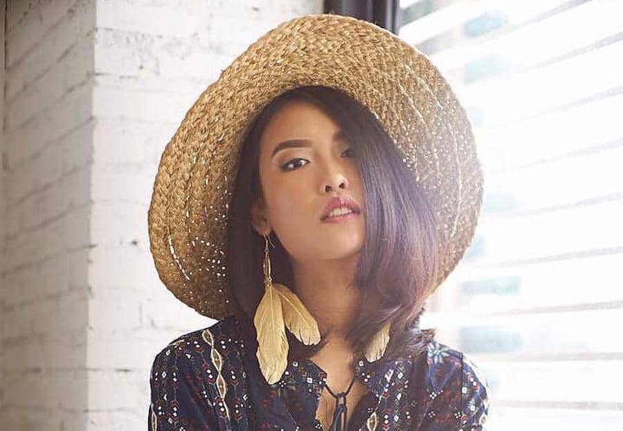 10 Potret Clara Tan, Model Indonesia yang Cantiknya Memukau!