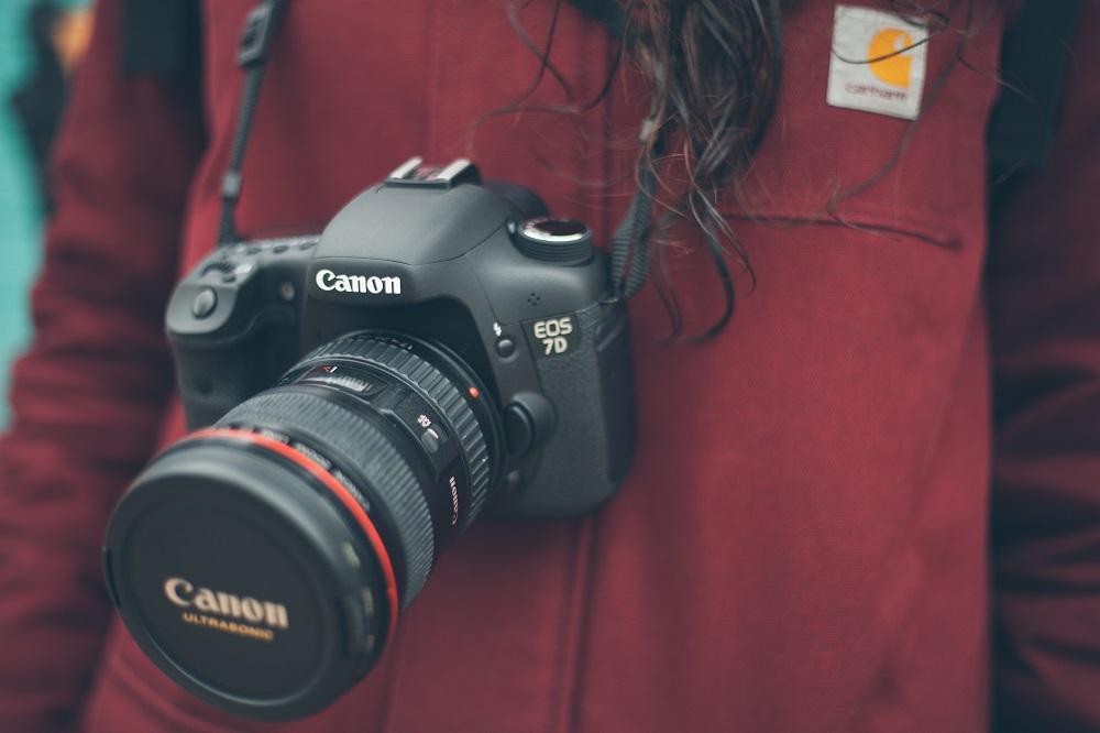 7 Rekomendasi Kamera DSLR Paling "Ramah" buat Pemula