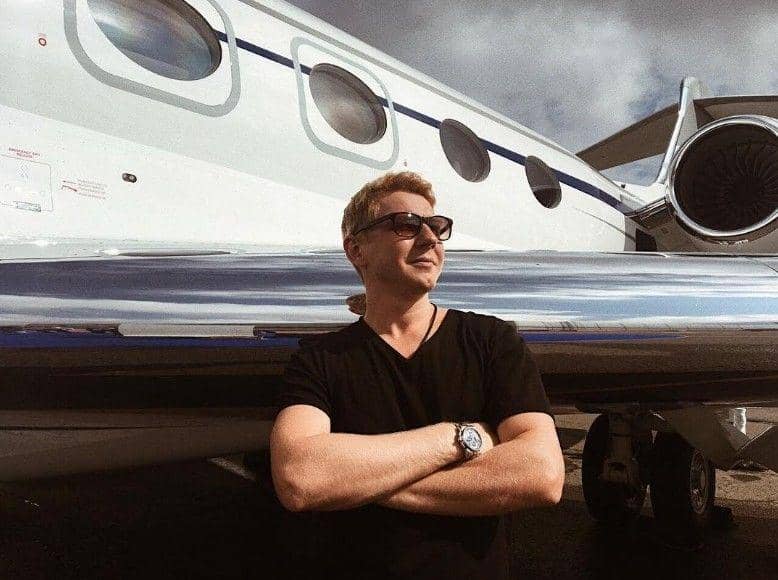 instagram.com/privatejetstudio