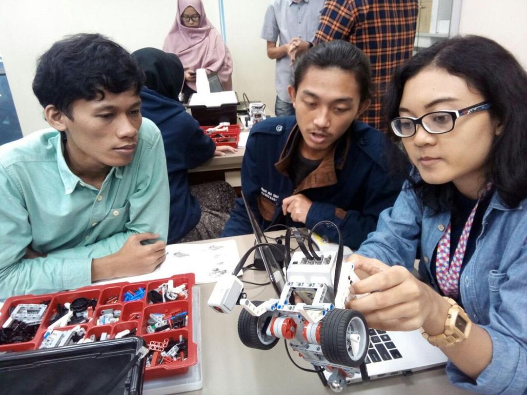 Kredit Pendidikan Jadi 'Jebakan' Mahasiswa? Ini Kata Pakar Pendidikan