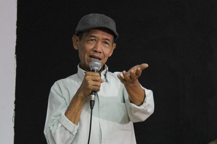 Jurus Cerdas Nulis Buku Fiksi ala Ahmad Tohari Agar Dikenang Pembaca