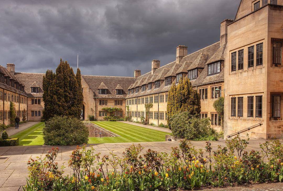 instagram.com/oxfordgradstudy