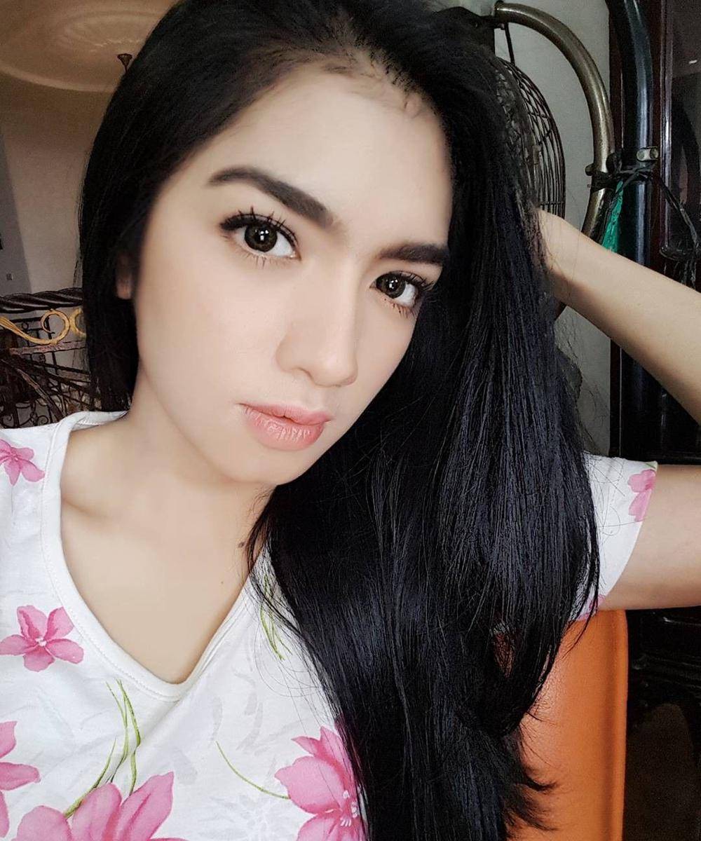 instagram/angelkaramoy