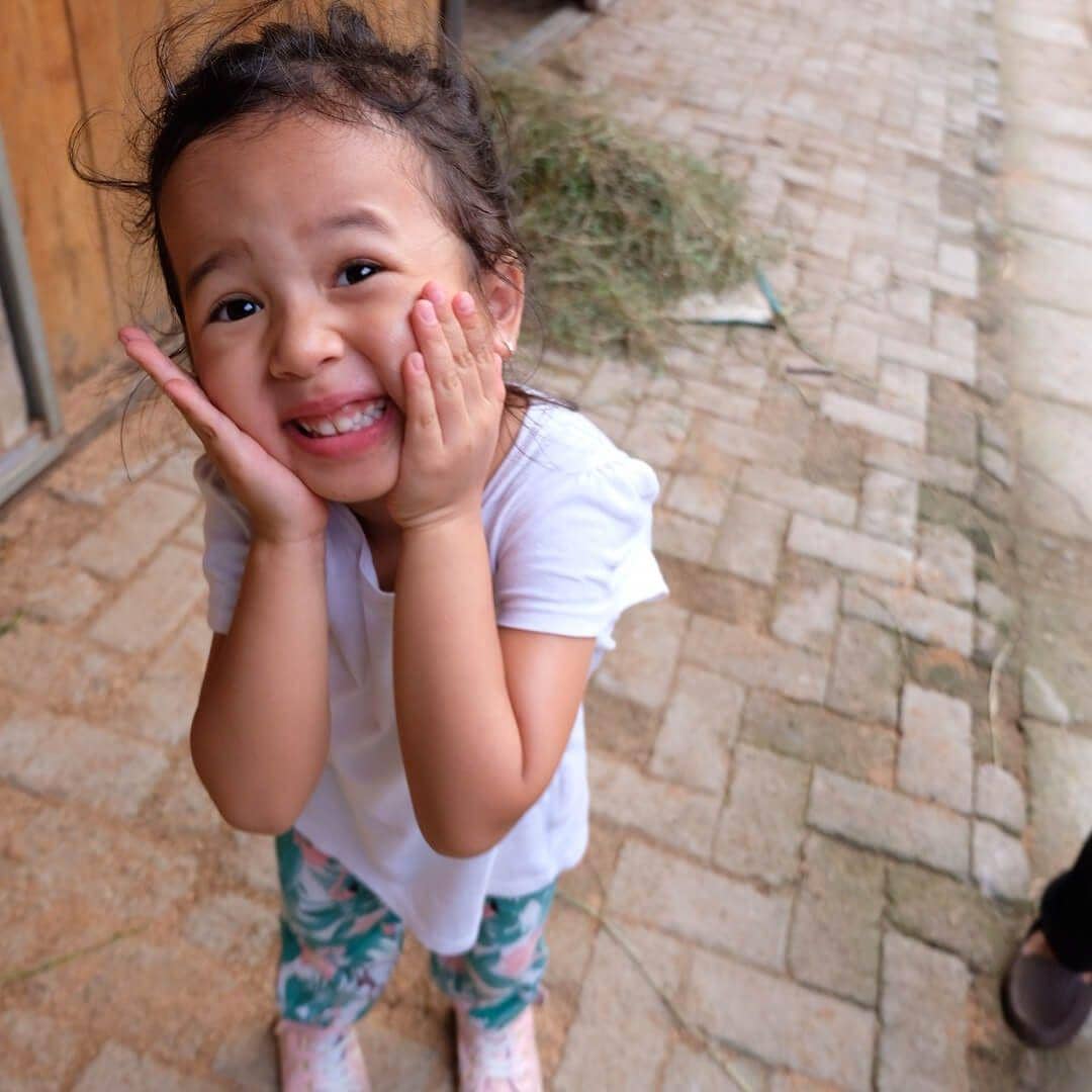 instagram.com/artikasaridevi