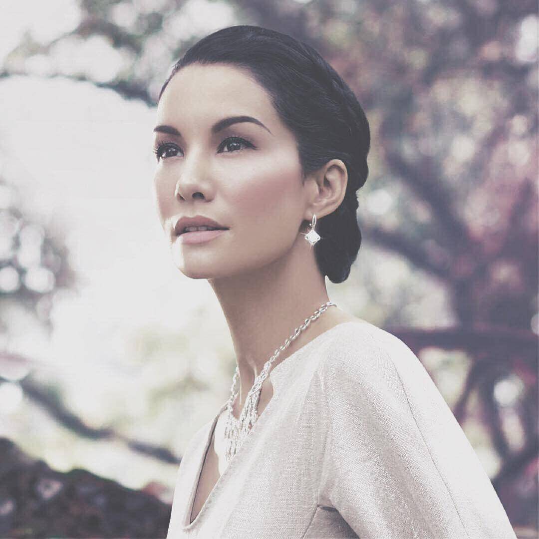 http://instagram.com/nadyahutagalung