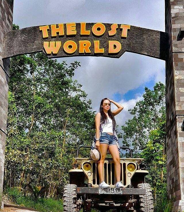 instagram.com/thelostworldcastle
