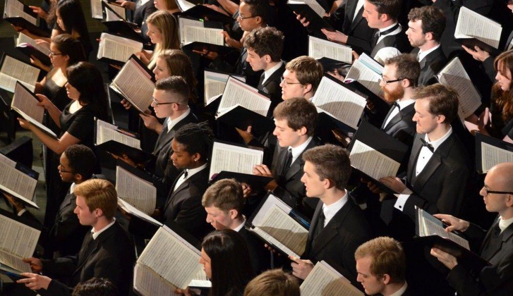 Membanggakan! Lagu Janger Mendunia Dibawakan Paduan Suara Bule