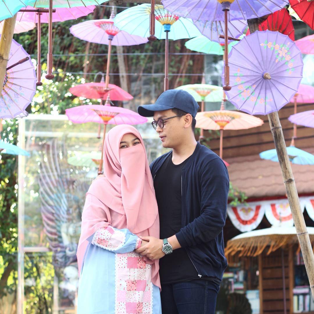 instagram.com/wardahmaulina_