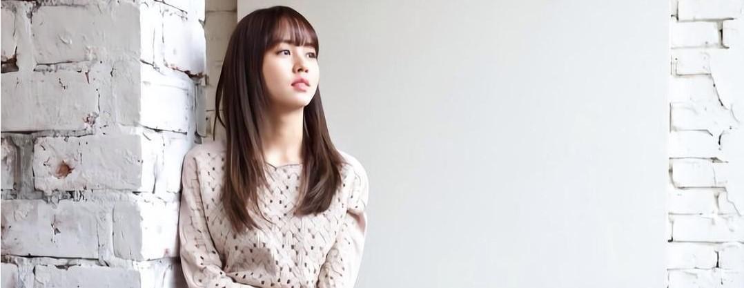 10 Gaya Kim So Hyun Pakai Dress yang Bisa Kamu Tiru