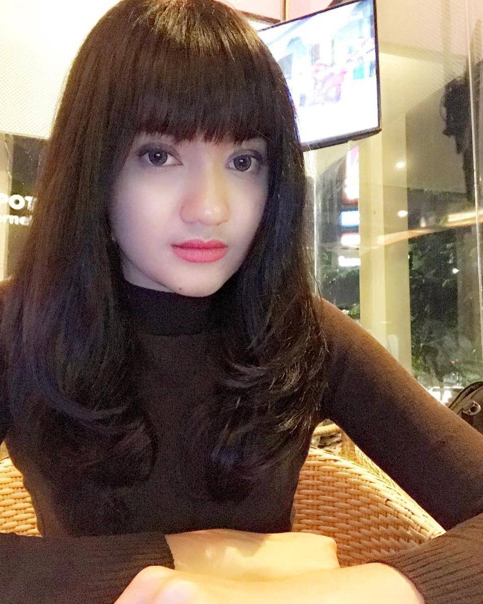 instagram.com/marcella_simon