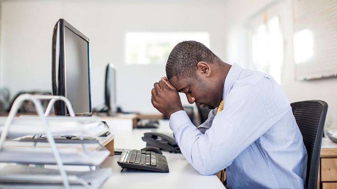 6 Tanda Nyata Kalau Kamu Sudah Terlalu Stress dengan Pekerjaanmu