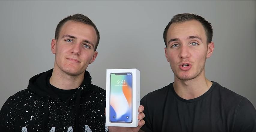 Super Gokil, 7 Video Serunya Uji Coba Face ID oleh Saudara Kembar!