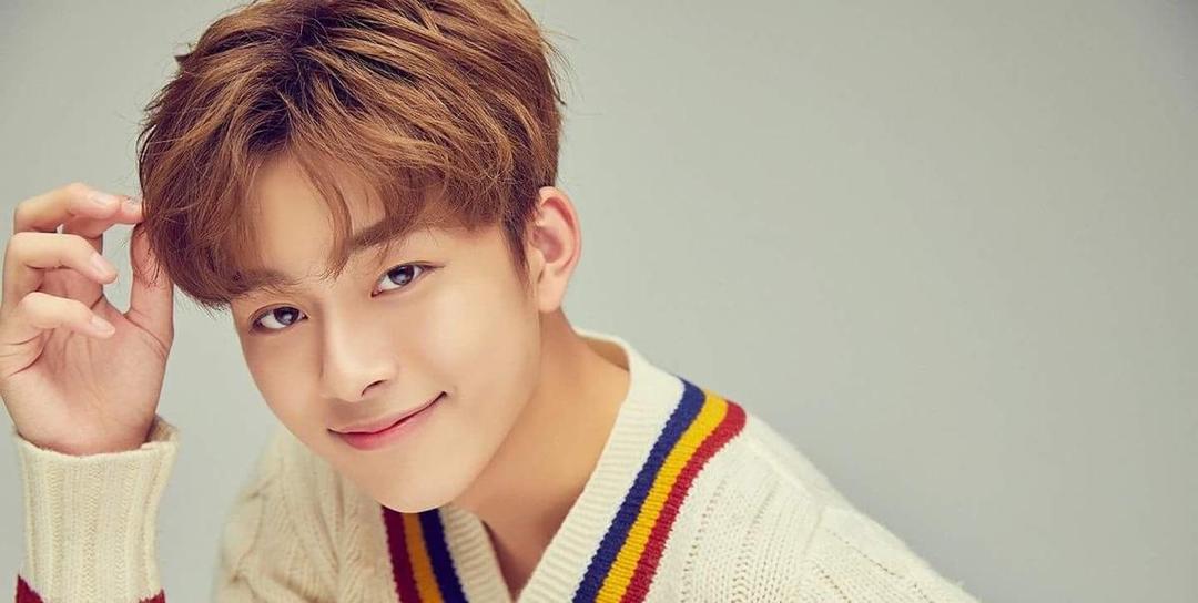 Intip Yuk 12 Potret Yoo Seonho Alumni Produce 101 yang Lagi Hits