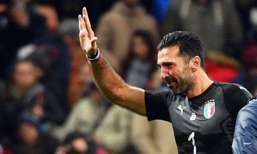 Buffon Pensiun, Akankah 3 Kiper Ini Jadi Legenda Italia Selanjutnya?