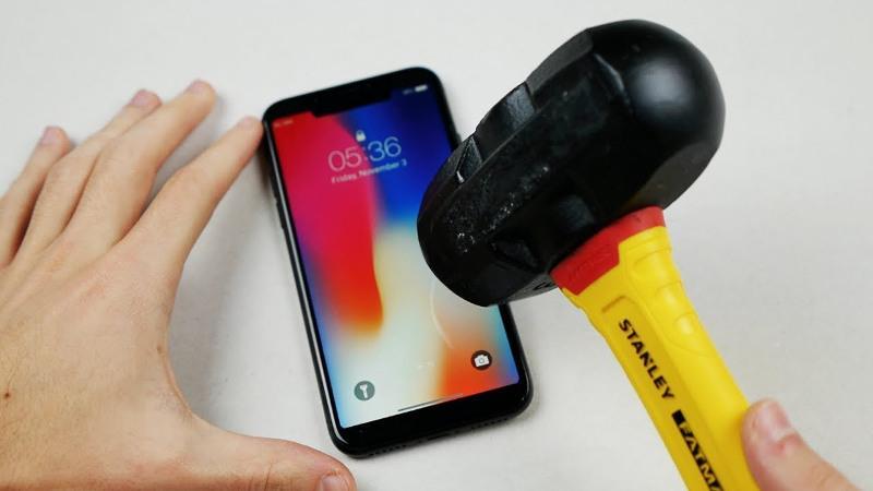Bikin Ngilu & Gigit Jari, 6 Video Mengerikan Uji Fisik iPhone X