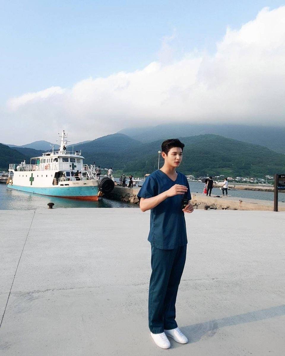 instagram.com/_lee.sw