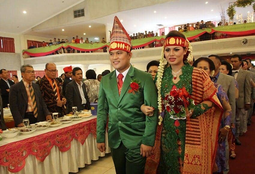 instagram.com/posantobing