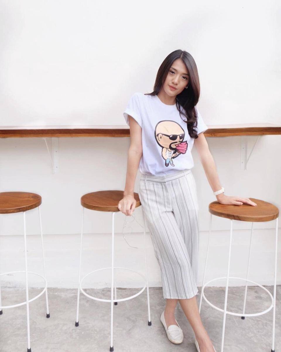 instagram.com/anissaaziza