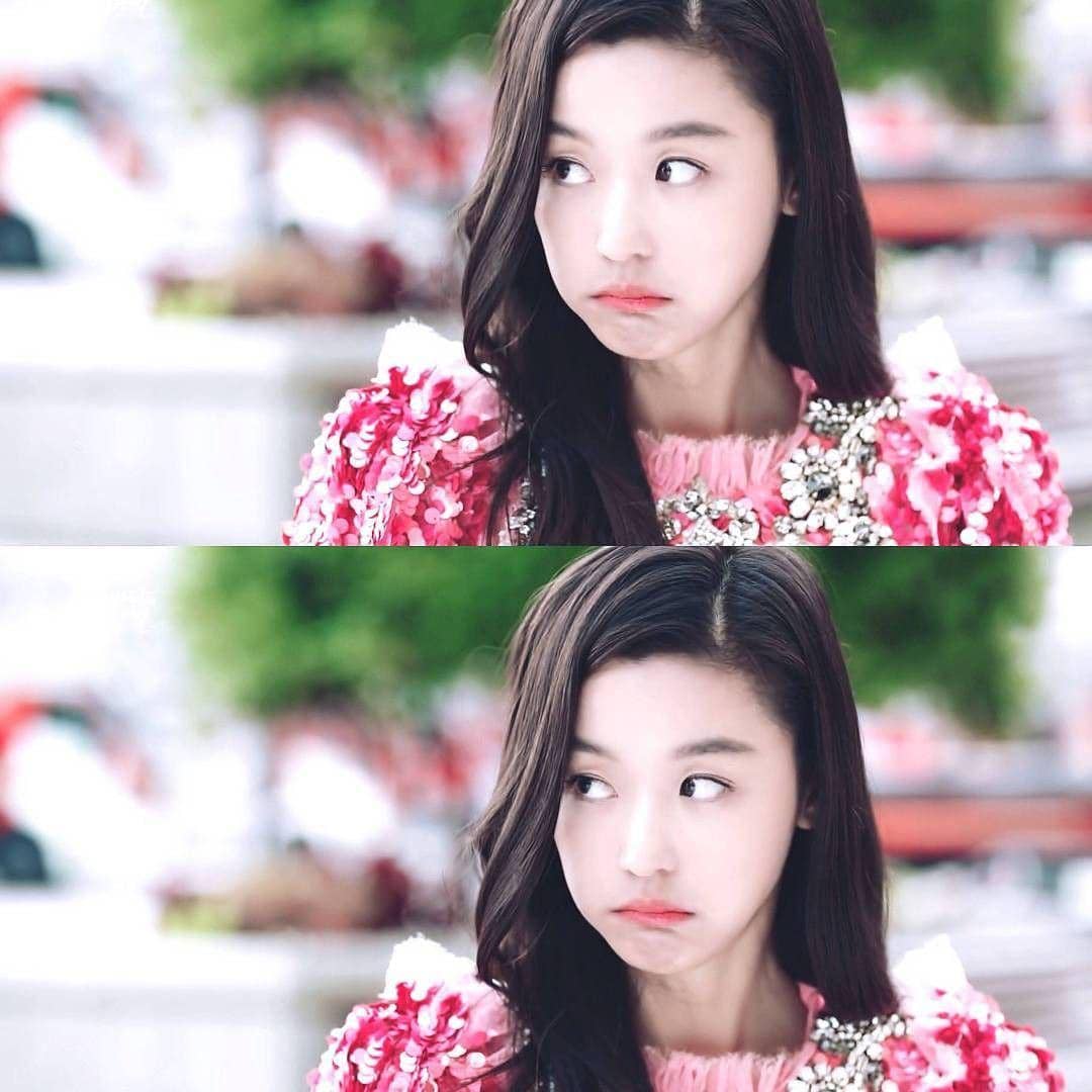 https://www.instagram.com/junjihyun_official/