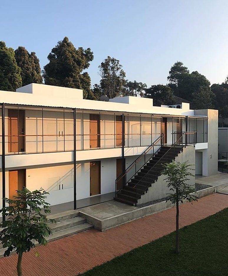 www.instagram.com/blackbirdhotel