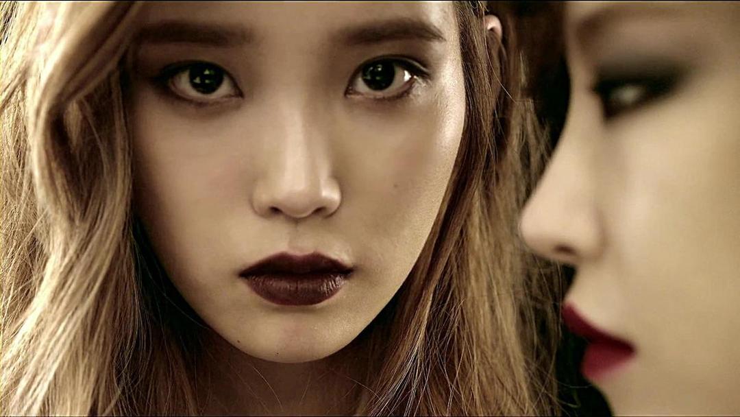 Inspirasi Lipstik Gelap ala Seleb Korea yang Kece Abis