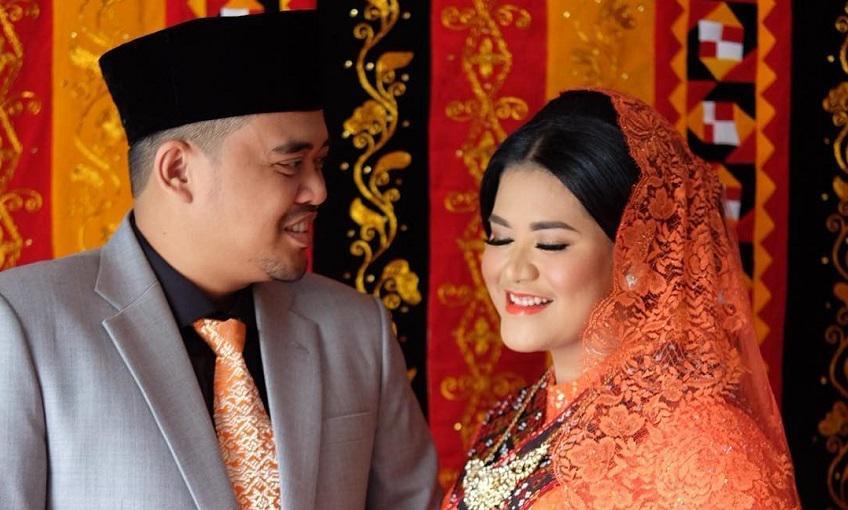 10 Potret Rangkaian Acara Adat Hingga Resepsi Kahiyang & Bobby di Medan