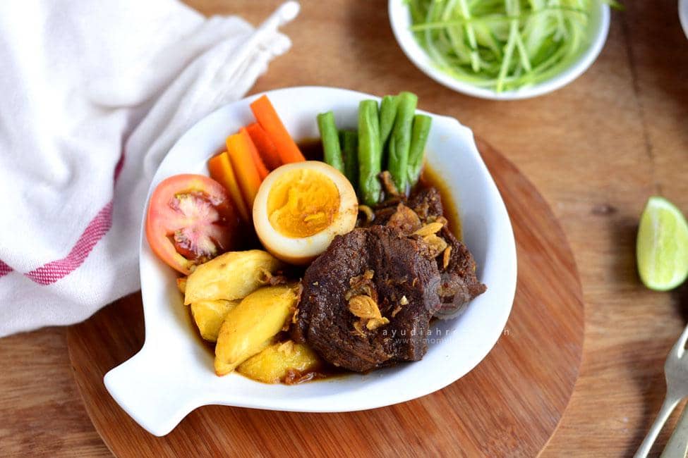 6 Salad Asli Indonesia yang Dijamin Bikin Dietmu Lancar, Enak Banget!