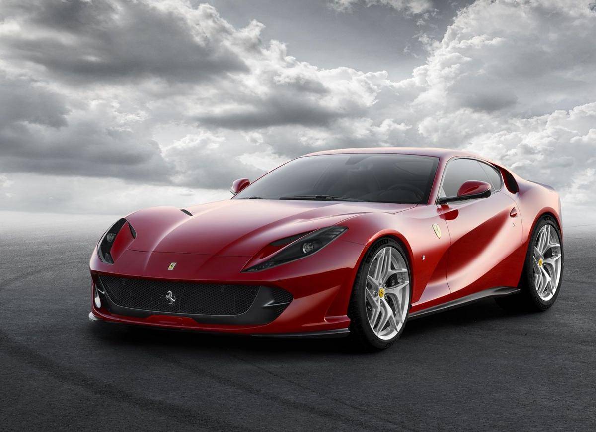 812superfast.ferrari.com