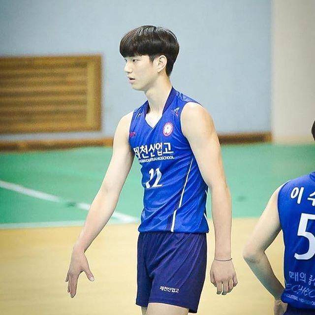 instagram.com/limsungjinn