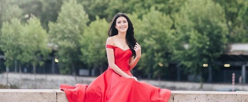 9 Inspirasi Outfit Cantik ala Natasha Mannuela, Miss Indonesia 2016