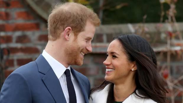 Potret Kemesraan Pangeran Harry dan Meghan Markle, Romantis Banget!