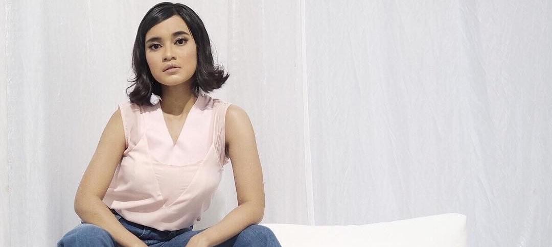 10 Inspirasi Outfit Simpel ala Audrey Tapiheru, Gampang Banget Ditiru