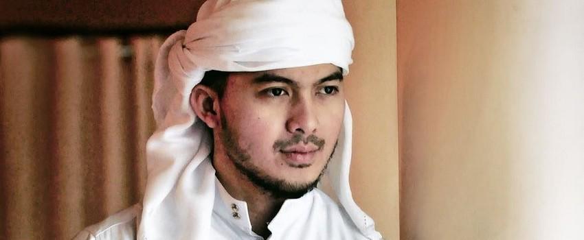 10 Potret Hafiz Fatur, Adik Irwansyah yang Kini Sudah Jadi Hot Papa