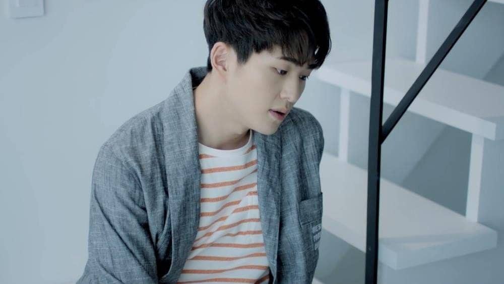 Sudah Minta Maaf, Fans Malah Minta Onew Tinggalkan SHINee