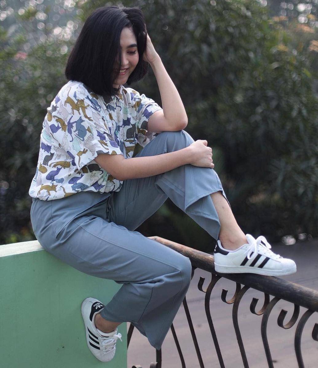 www.instagram.com/peonyandherself